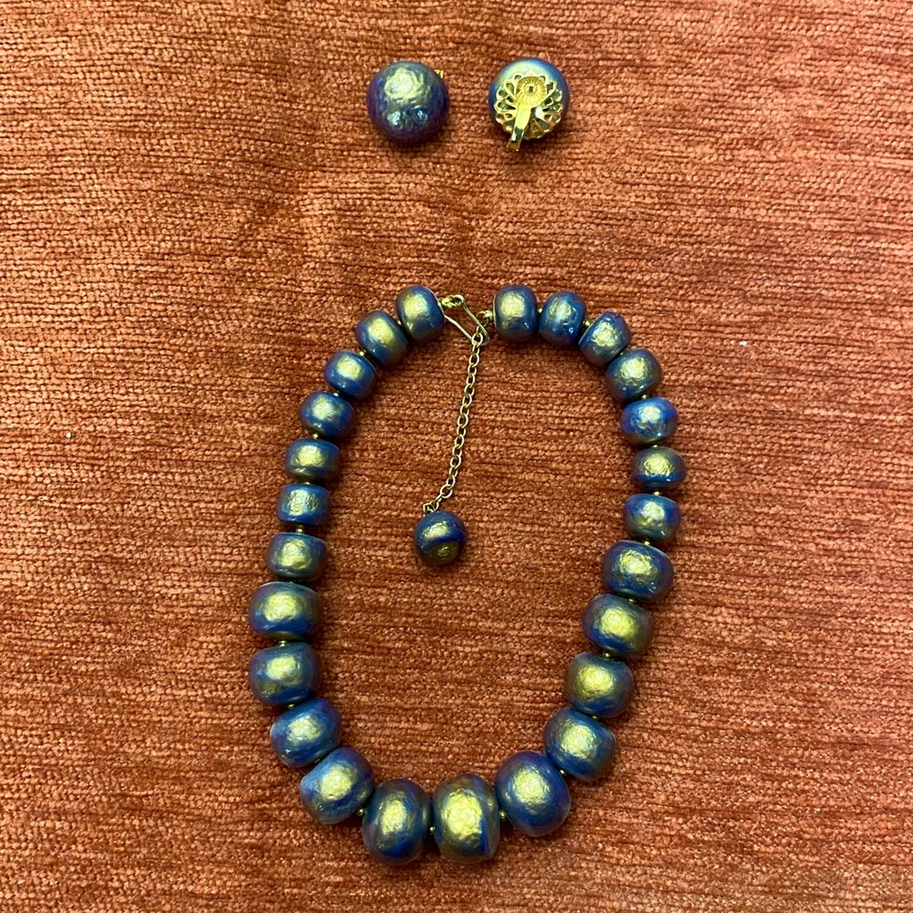 Vintage necklace and earring set